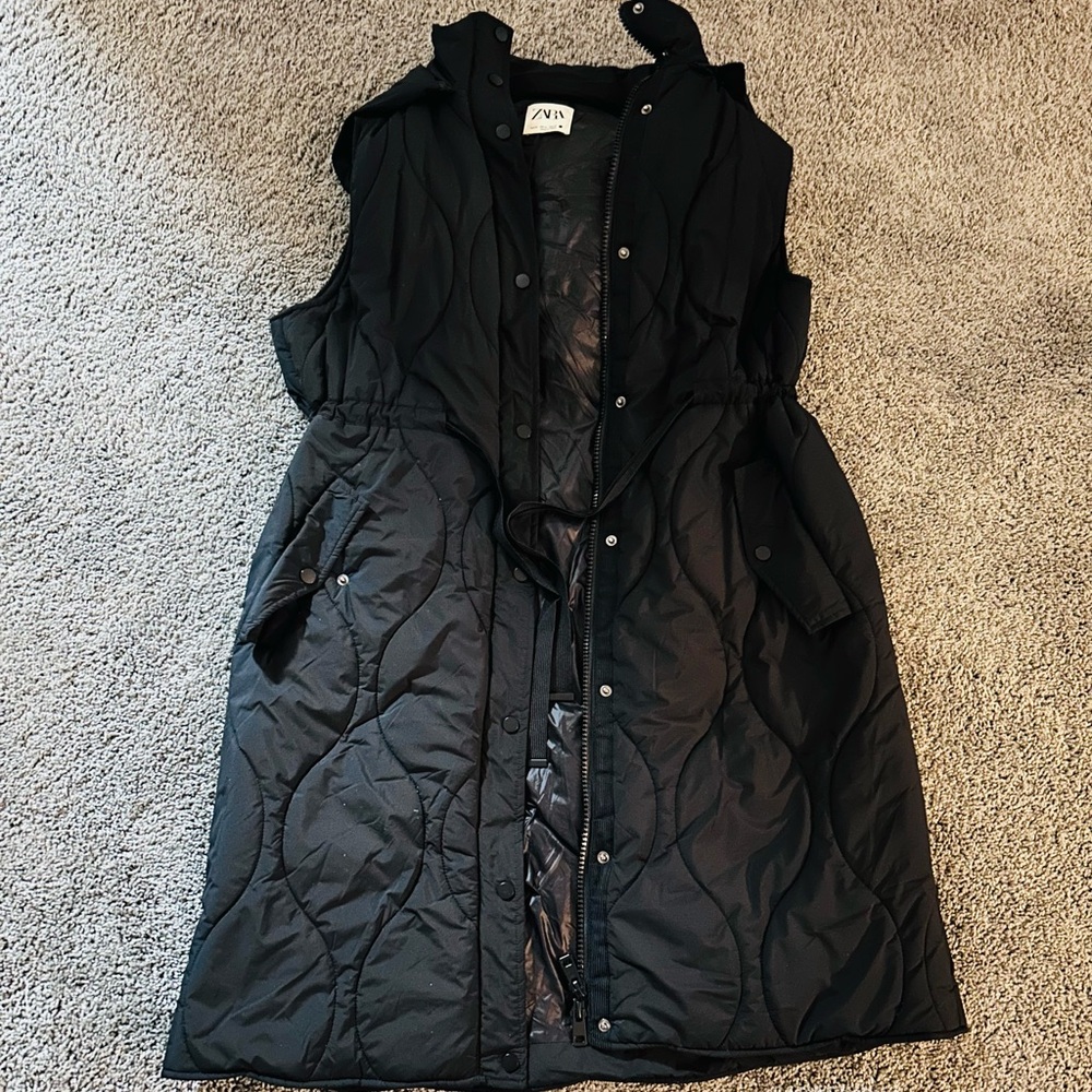 Zara Black Quilted Sleeveless Dress
